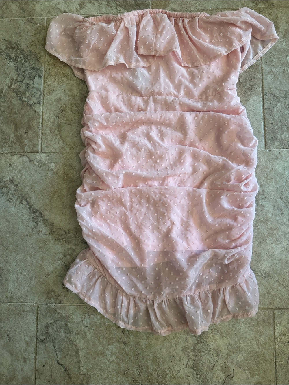 Eilly Bazar nwt Pink mini dress Swiss dot ruffle ruched size small off shoulder